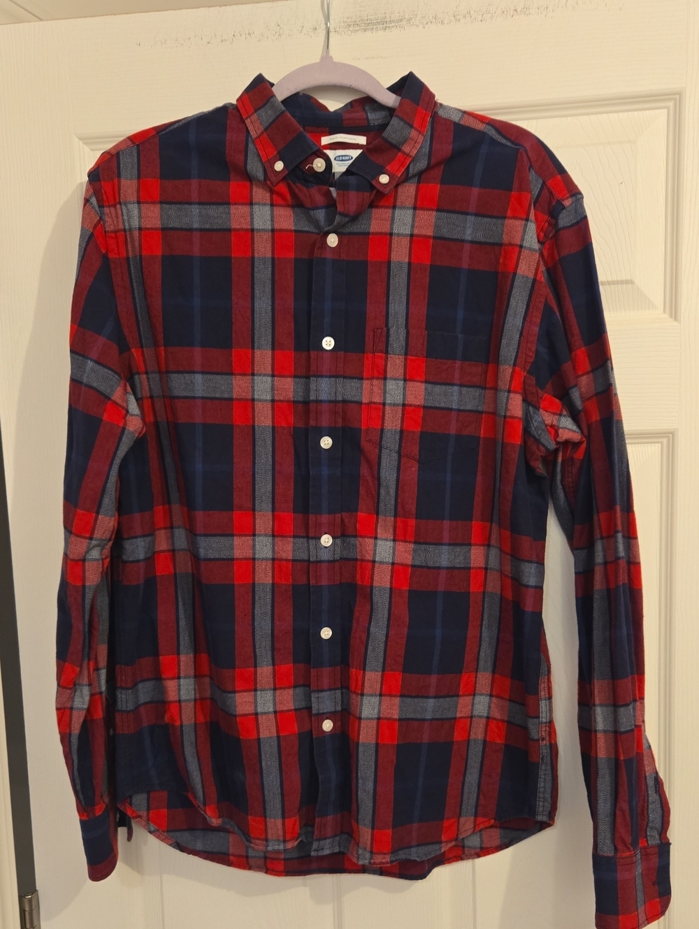 Old Navy Red and Navy Plaid Button-Down Shirt - Slim Fit Large